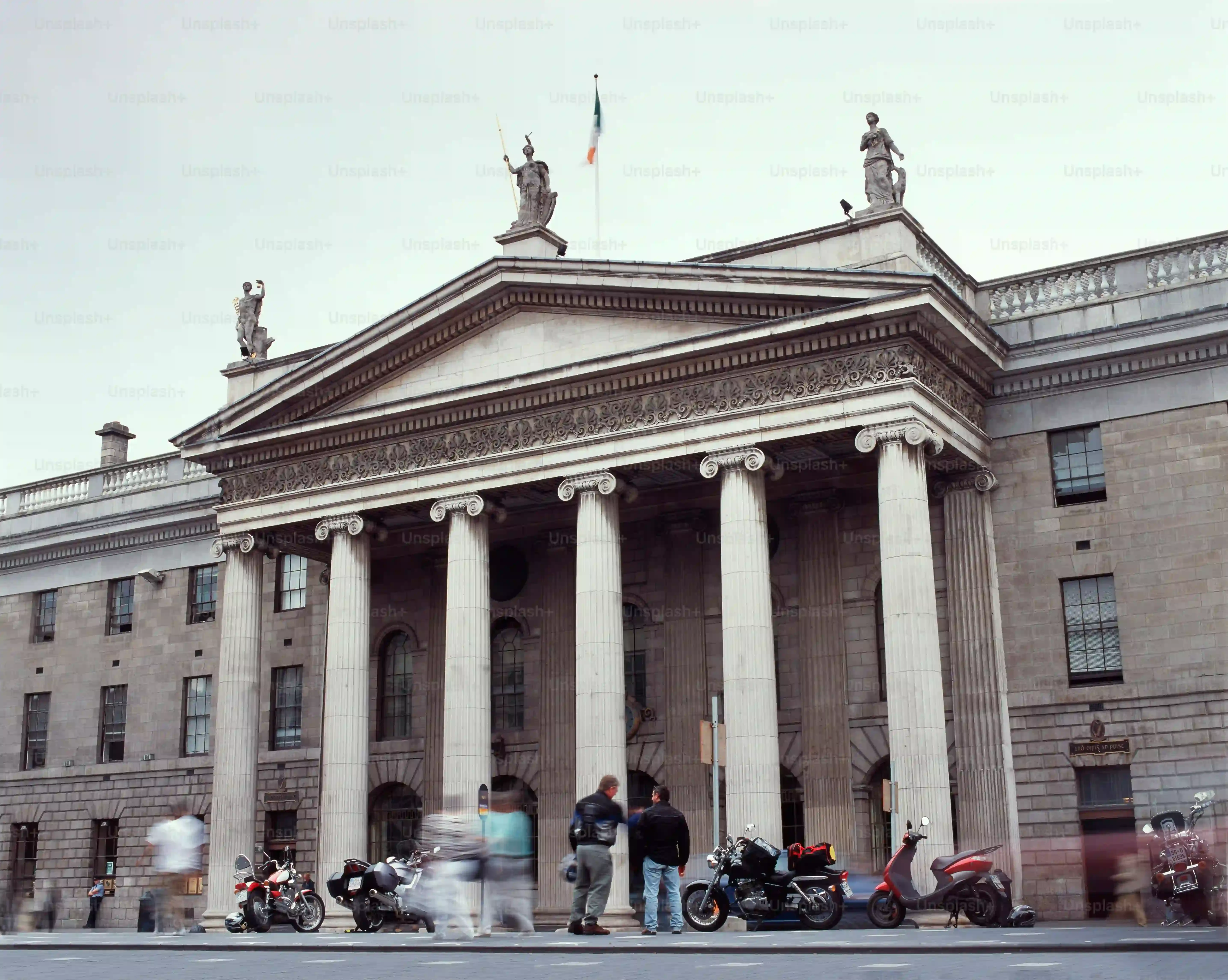 How to Plan Your Ultimate Belfast Day Trip from Dublin