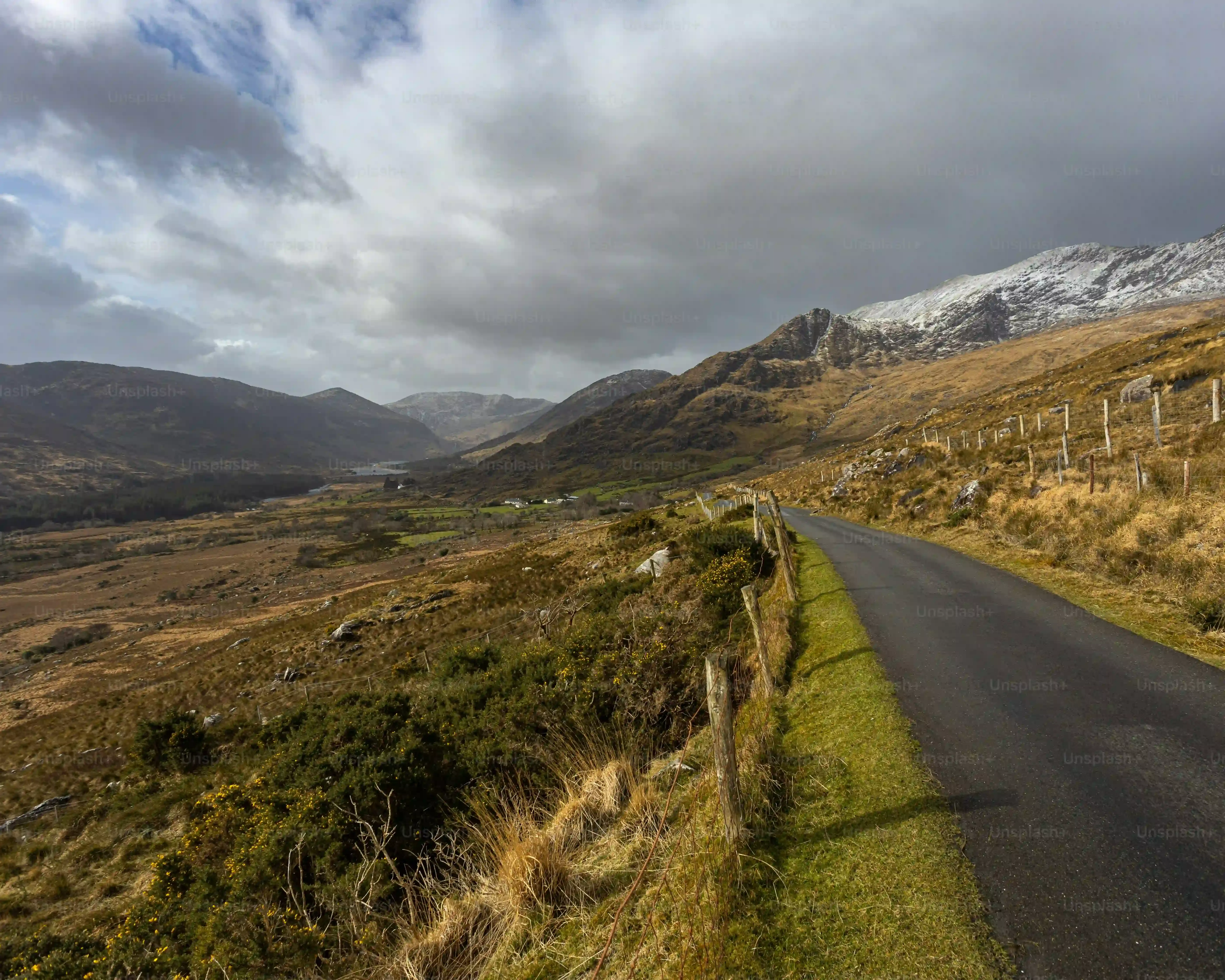 Beyond the Highlights: Finding Hidden Gems on Your 8 Day Road Trip Ireland