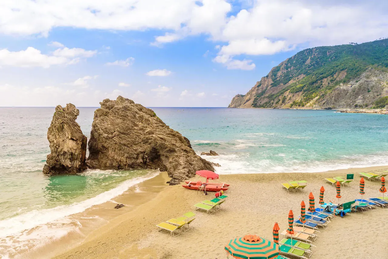 Getting There: Transport Options for Beach Day Trips from Florence