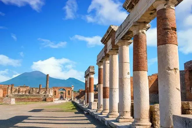Planning Your Day Trip from Florence to Pompeii by Train