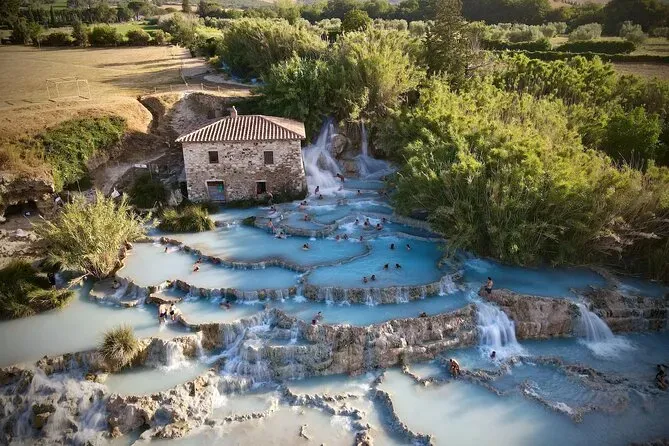 What to Expect at the Saturnia Hot Springs (Cascate del Mulino)