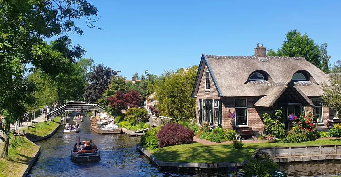 Why Day Trips to Giethoorn from Amsterdam are Worth It