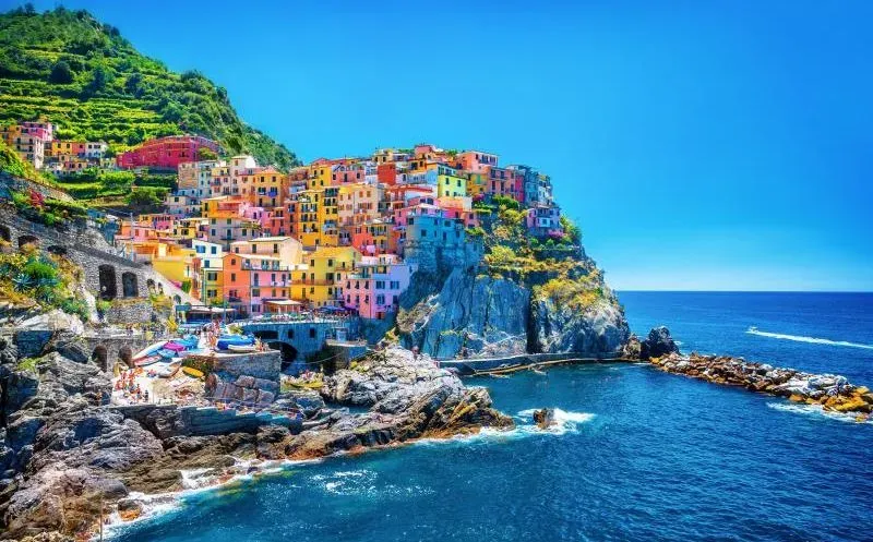 Why Small Group Day Trips from Florence Beat the Big Bus Tours
